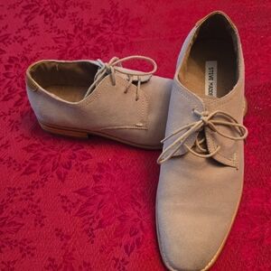 Steve Madden Men's Beige Suede Oxfords
